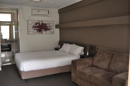 Brougham Arms Hotel Бендиго Экстерьер фото
