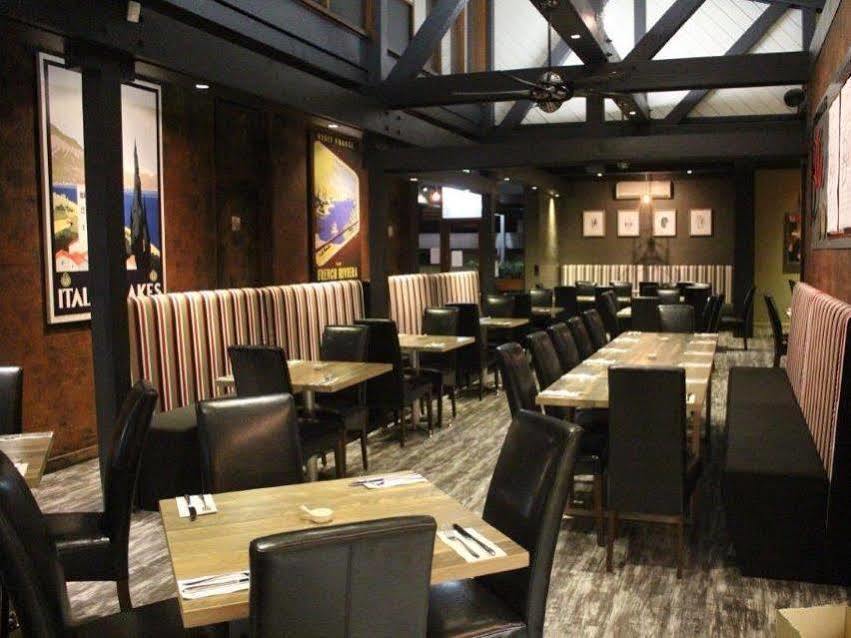 Brougham Arms Hotel Бендиго Экстерьер фото